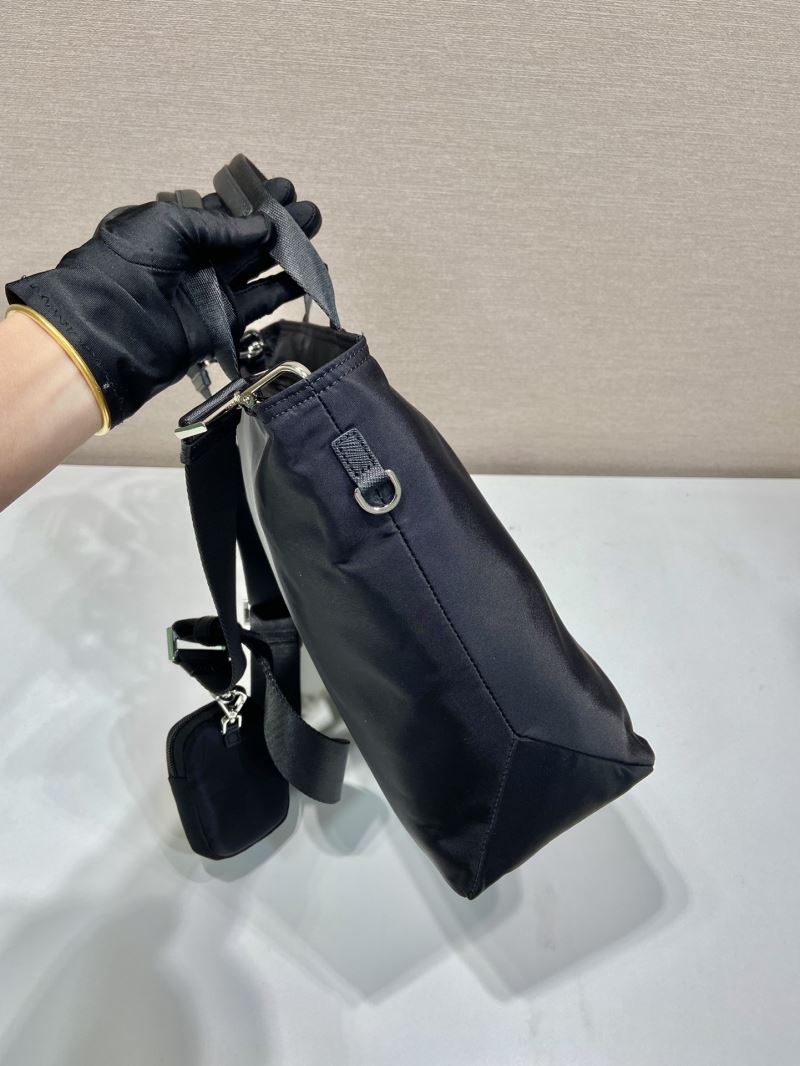 Pra*a top handle bags